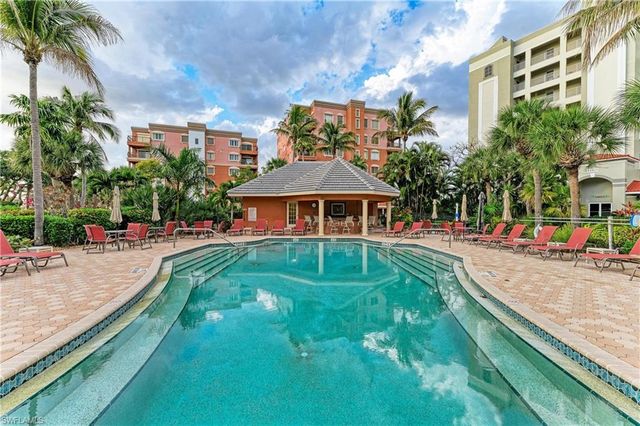 14813 Laguna DR 401, Fort Myers, FL 33908