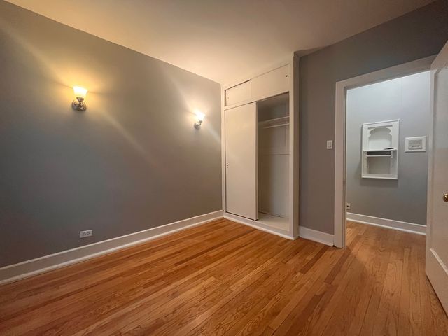 1624 W Sherwin Avenue 2N, Chicago, IL 60626