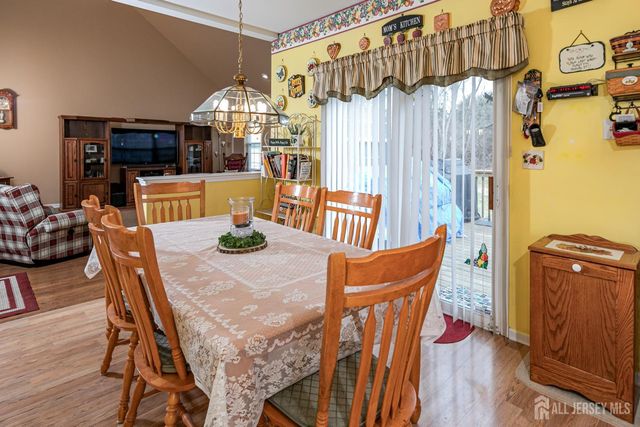 4 Gramercy Road, South Brunswick, NJ 08852