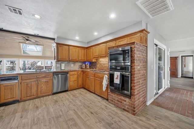 11300 Greenwood Drive, Piedmont, OK 73078