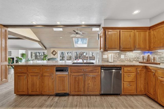 11300 Greenwood Drive, Piedmont, OK 73078