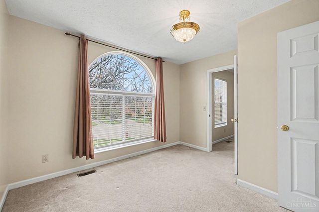 1543 Woodbridge Court, Forest Park, OH 45240