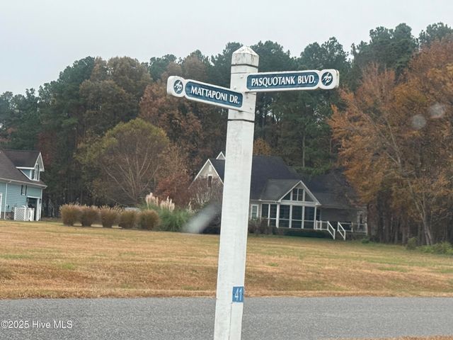 13 Mattaponi Drive, Hertford, NC 27944
