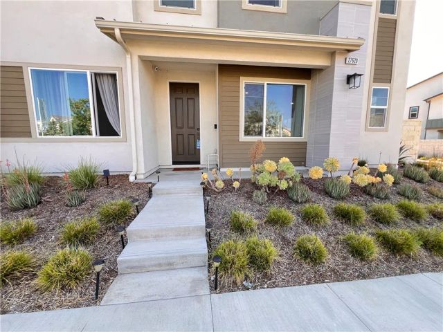 27620 Symphony Place, Valencia, CA 91381