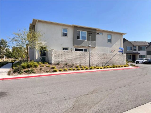 27620 Symphony Place, Valencia, CA 91381