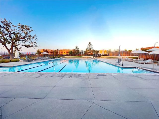27620 Symphony Place, Valencia, CA 91381