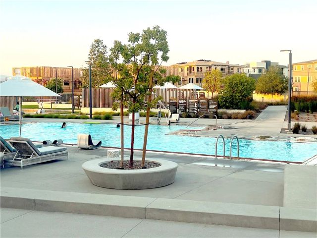 27620 Symphony Place, Valencia, CA 91381