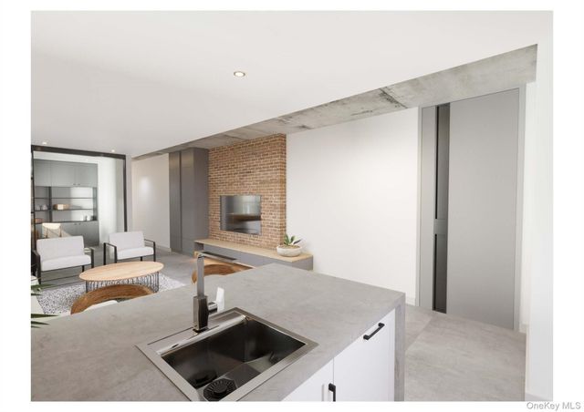 87-89 Main Street 204, Freeport, NY 11520