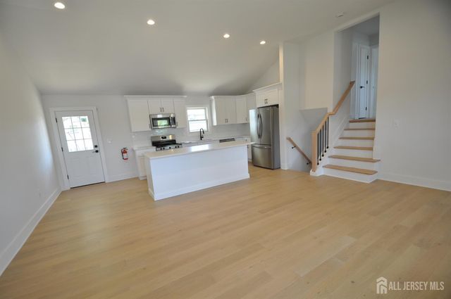 105 Coolidge Avenue, Carteret, NJ 07008