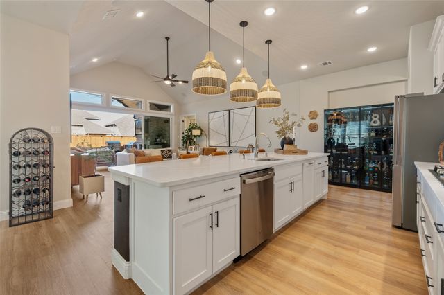 9429 Surveyor Road, Oak Point, TX 75068