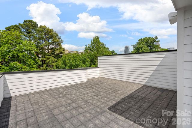 1006 Westbrook Drive B, Charlotte, NC 28202