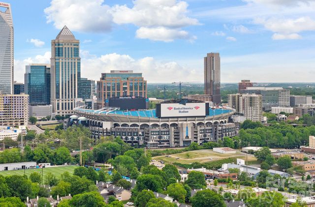 1006 Westbrook Drive B, Charlotte, NC 28202