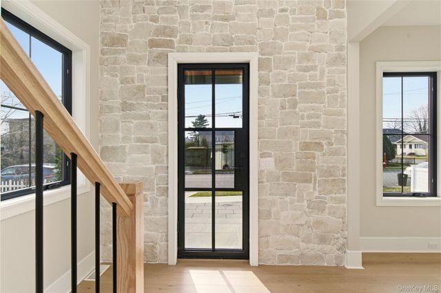 130 Albany Avenue, Westbury, NY 11590