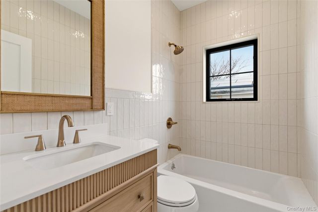 130 Albany Avenue, Westbury, NY 11590