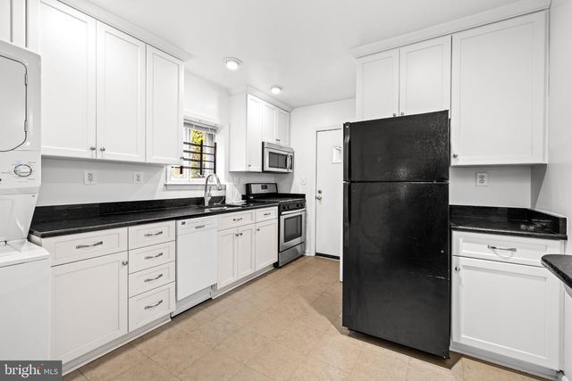 204 E CHURCHILL ST, Baltimore, MD 21230