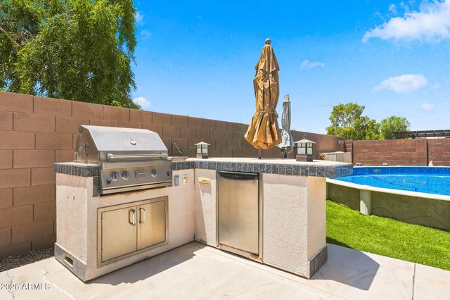 11955 W CALLE HERMOSA Lane, Avondale, AZ 85323