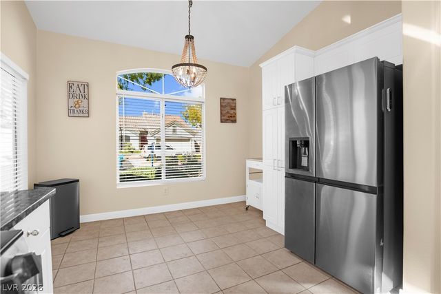 9713 Canyon Walk Avenue, Las Vegas, NV 89147