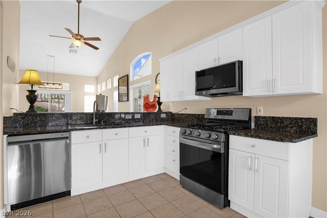 9713 Canyon Walk Avenue, Las Vegas, NV 89147