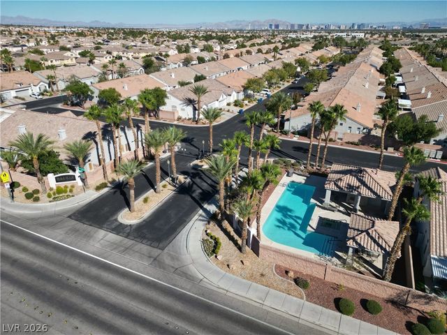 9713 Canyon Walk Avenue, Las Vegas, NV 89147