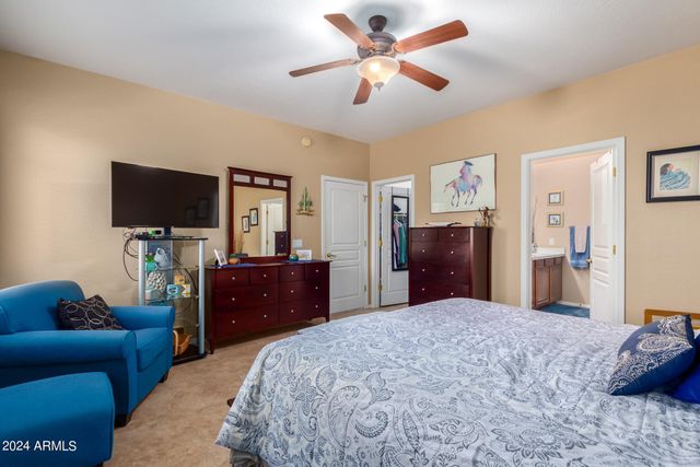 955 E KNOX Road 244, Chandler, AZ 85225