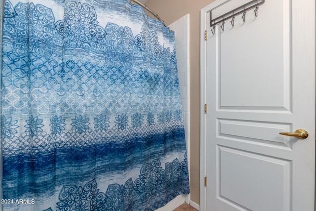 955 E KNOX Road 244, Chandler, AZ 85225