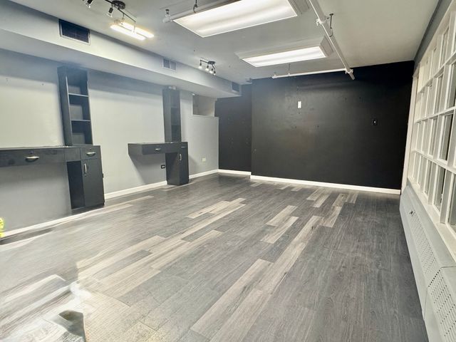 25 S Washington Street LL200, Naperville, IL 60540