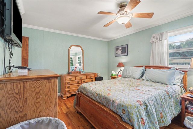 548 N Linden Street, Marshall, MI 49068
