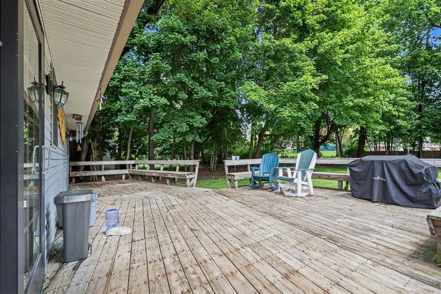 548 N Linden Street, Marshall, MI 49068