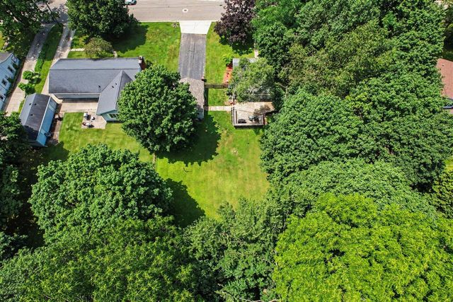 548 N Linden Street, Marshall, MI 49068