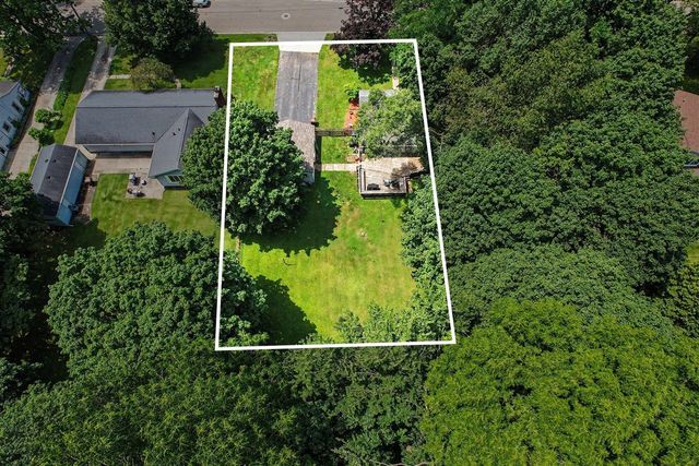 548 N Linden Street, Marshall, MI 49068