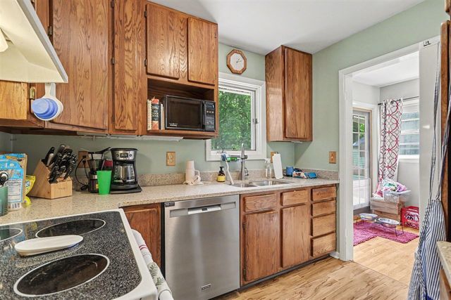 548 N Linden Street, Marshall, MI 49068