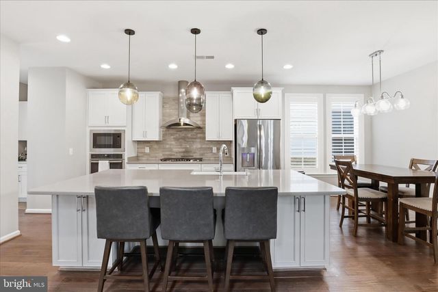 1018 LACONIAN ST SE, Leesburg, VA 20175