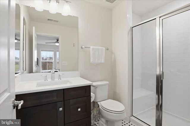 1018 LACONIAN ST SE, Leesburg, VA 20175