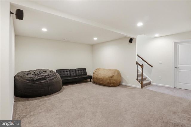 1018 LACONIAN ST SE, Leesburg, VA 20175