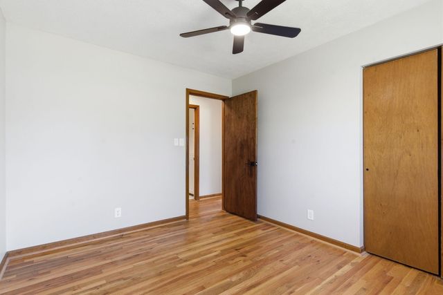 2449 S Westwood Avenue, Springfield, MO 65807