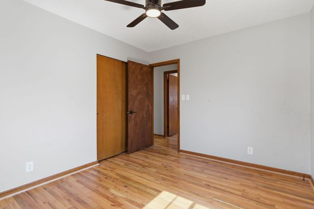 2449 S Westwood Avenue, Springfield, MO 65807