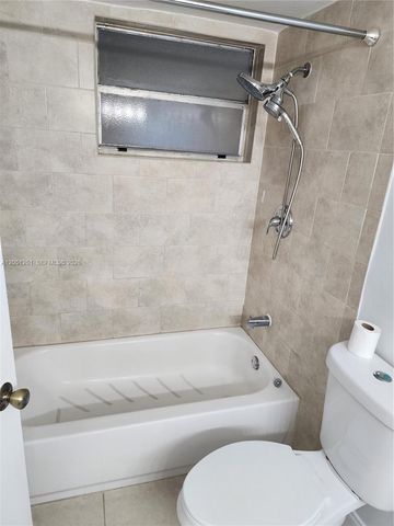 7410 SW 82nd St K110, Miami, FL 33143