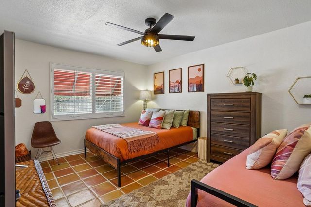 6817 Warren Vista Avenue, Yucca Valley, CA 92284