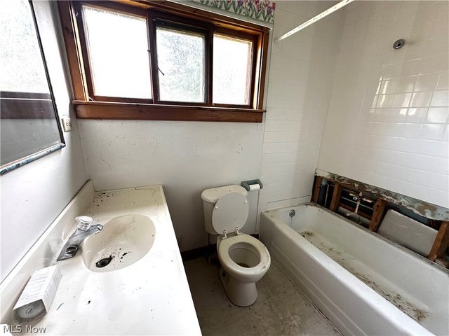 1127 Anderson Boulevard, East Liverpool, OH 43920