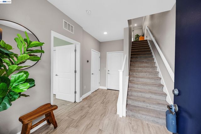 3415 Zenith Ave, Dublin, CA 94568