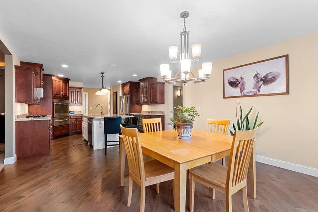 425 HILL HAVEN COURT, Little Suamico, WI 54141