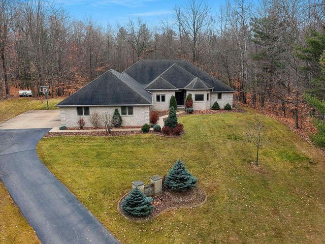 425 HILL HAVEN COURT, Little Suamico, WI 54141