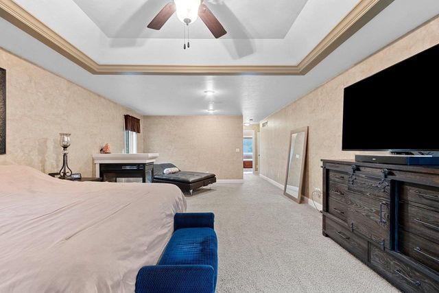 425 HILL HAVEN COURT, Little Suamico, WI 54141