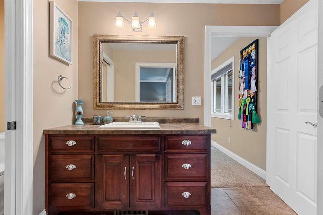 425 HILL HAVEN COURT, Little Suamico, WI 54141