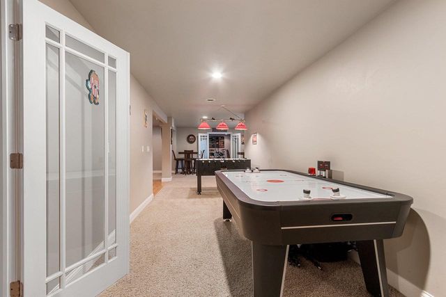 425 HILL HAVEN COURT, Little Suamico, WI 54141