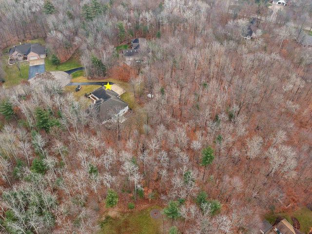 425 HILL HAVEN COURT, Little Suamico, WI 54141