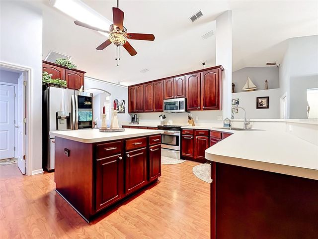 10445 SE 42ND TERRACE, Belleview, FL 34420