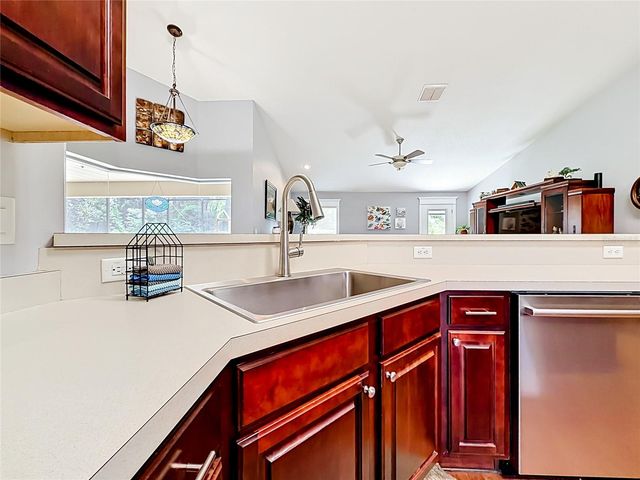 10445 SE 42ND TERRACE, Belleview, FL 34420