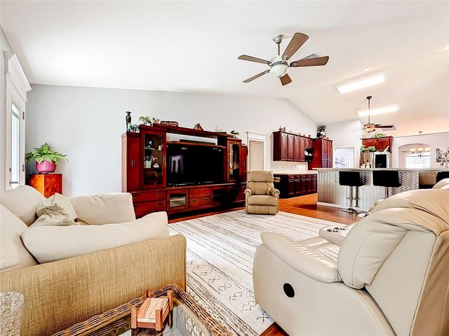 10445 SE 42ND TERRACE, Belleview, FL 34420