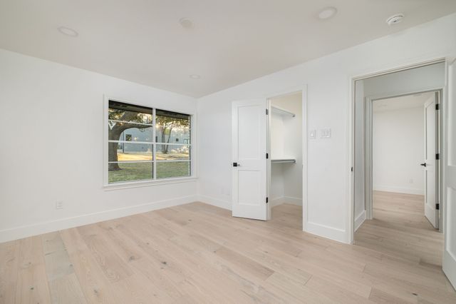 12151 Crestline Avenue, Dallas, TX 75244